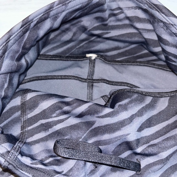 lululemon athletica Black Zebra Print Bike Shorts - Picture 3 of 7